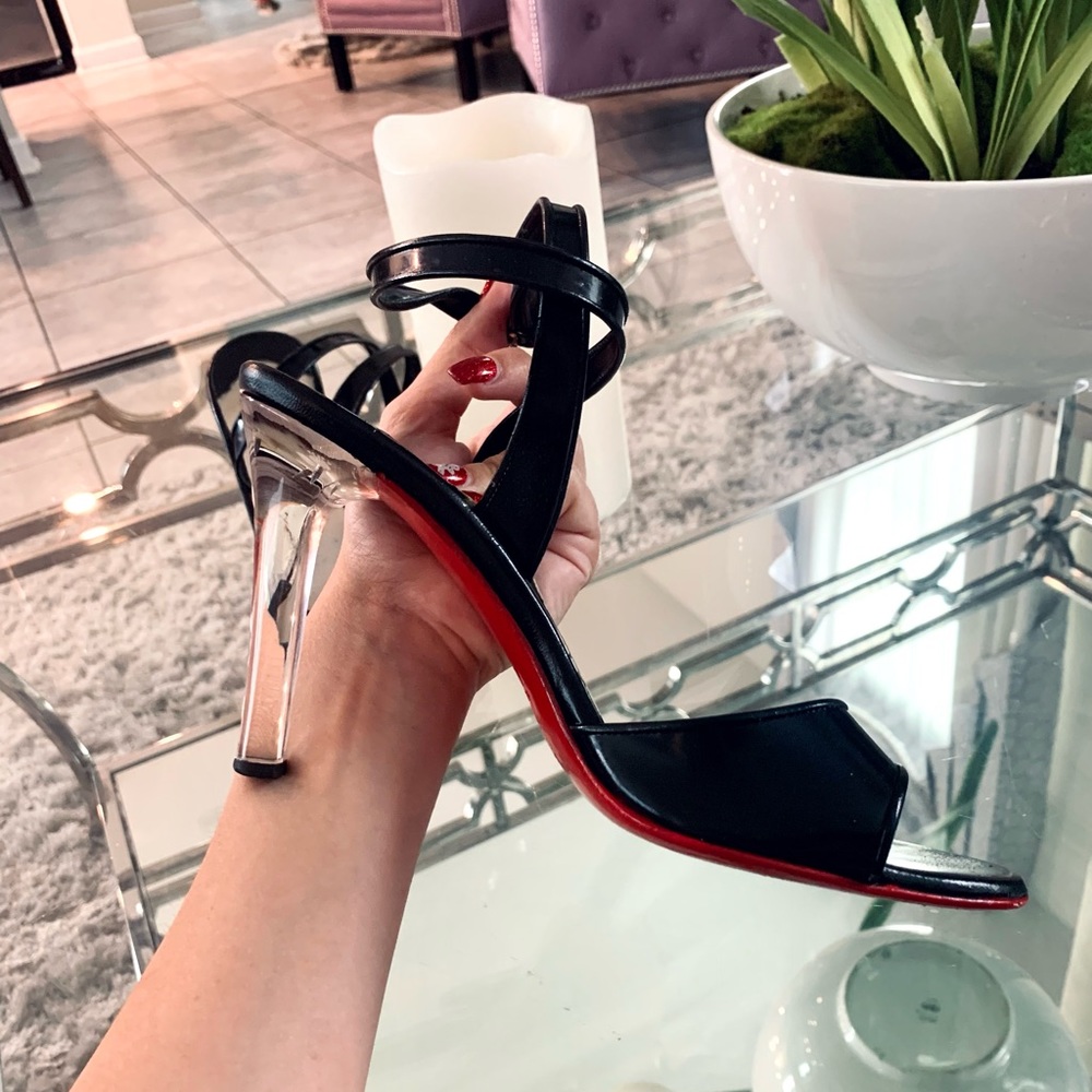 Christian Louboutin Heels size 39